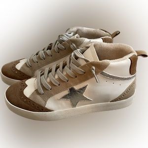 Kellparker Molly High Top Sneakers 7.5